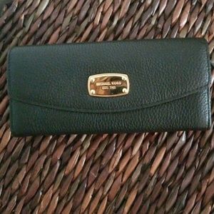 MK Slim Flat Wallet Black